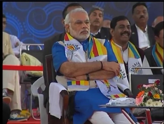 Grand Demonstration in front of PM Modi